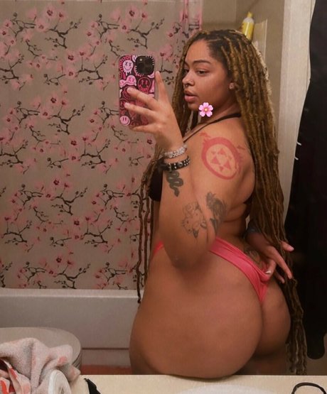 Daijaku best actress gallery