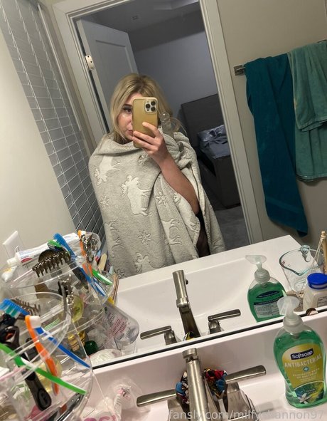 milfyshannon97 star naked picture