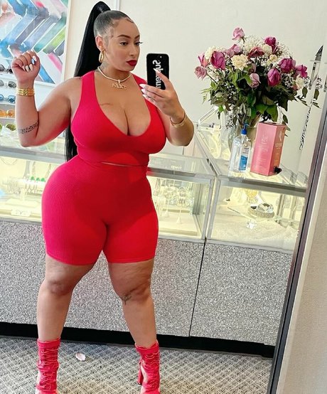 tylea adore pornographic model photo