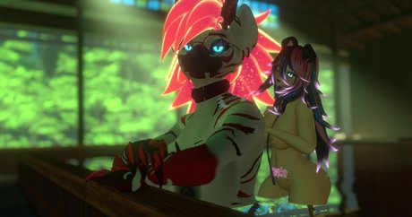 Maxi Nightmode model adult pictures