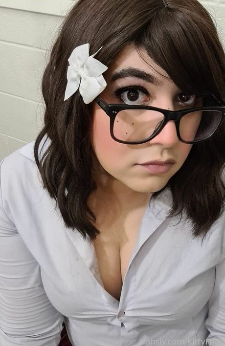 KittyFrills model xxx gallery