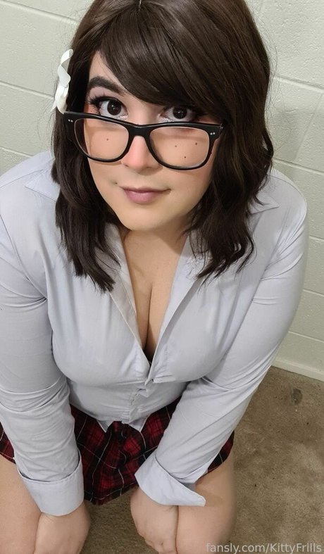 KittyFrills model nudes pictures