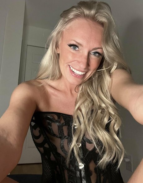 costume onlyfans free pictures