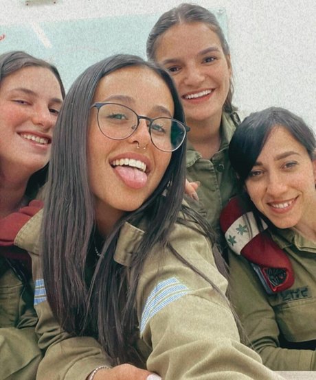 May Cohen porn model archive