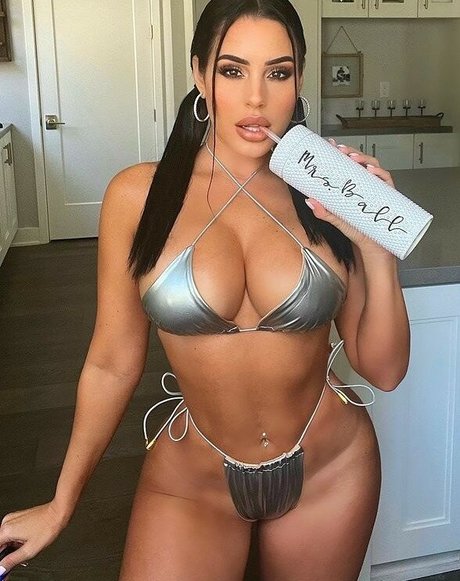 Stephanie Ball best actress photos