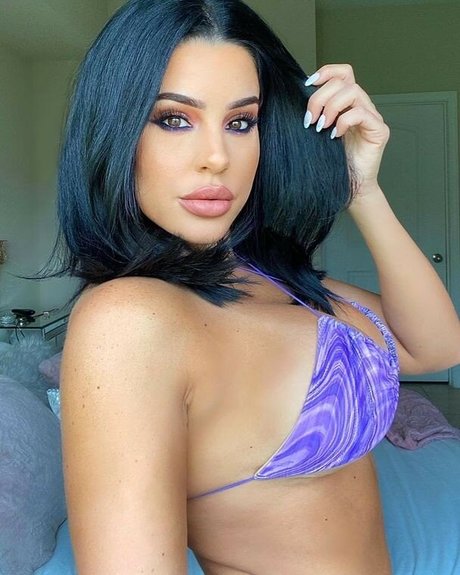 Stephanie Ball model porn pic