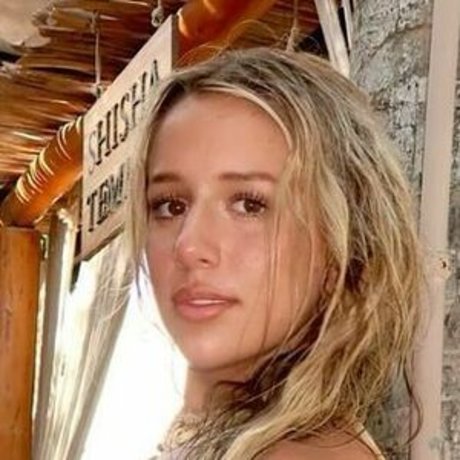 flat chested onlyfans free sexy img