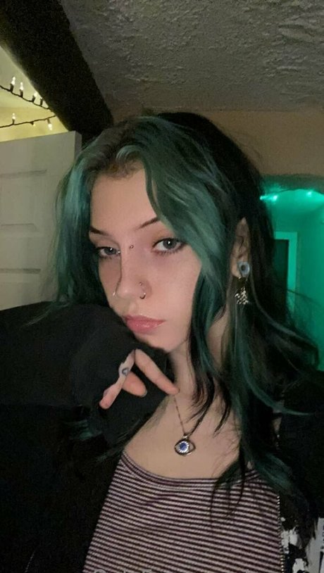 japanese milf onlyfans top photos