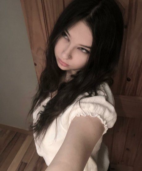 pwurfectt beautiful model img