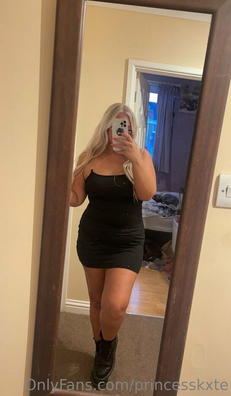 princesskxte star exclusive photos