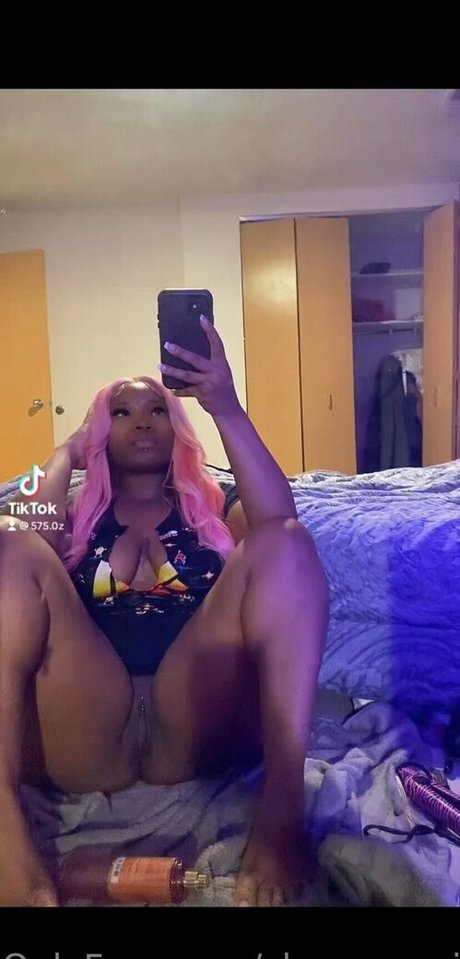 chyna marie76 art model img