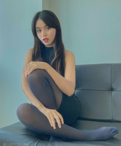 luna foot goddess naked pornstar image