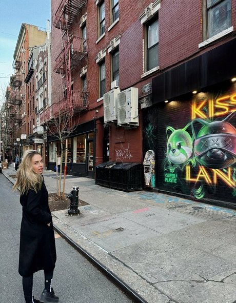 deep onlyfans naked img