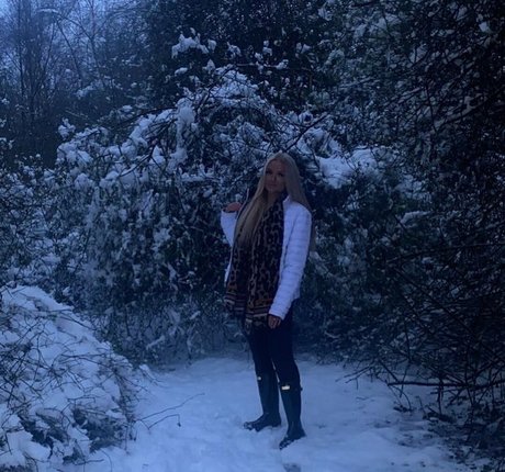 deep onlyfans art nude photos