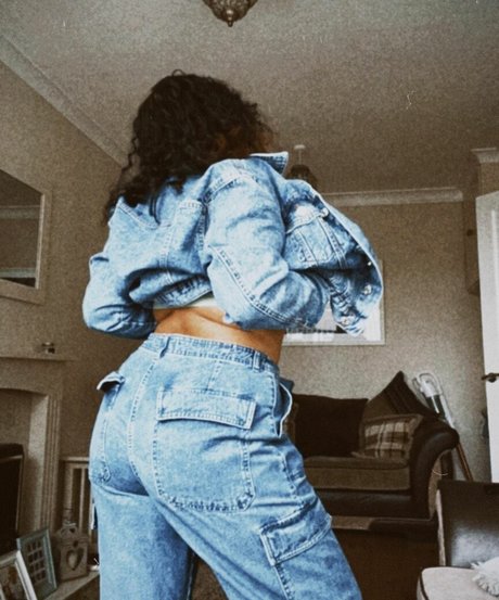 caravernon art actress images