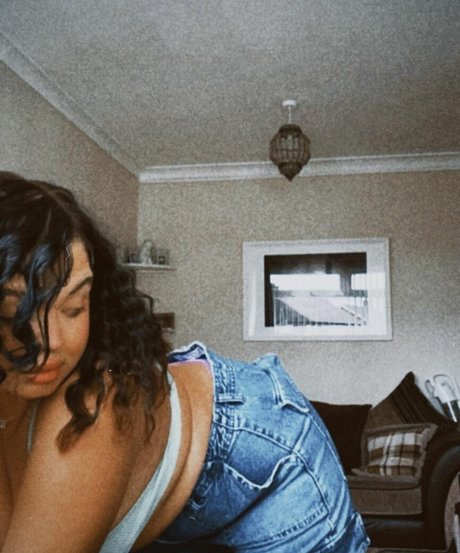 caravernon model adult galleries