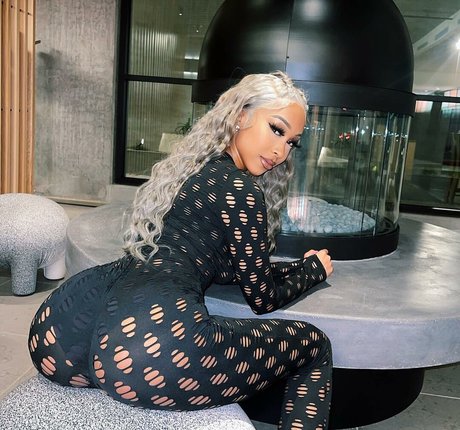 viandradunn star art picture