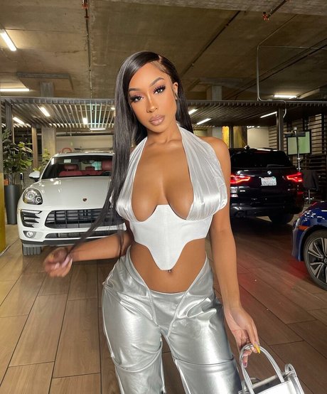 viandradunn star naked photos