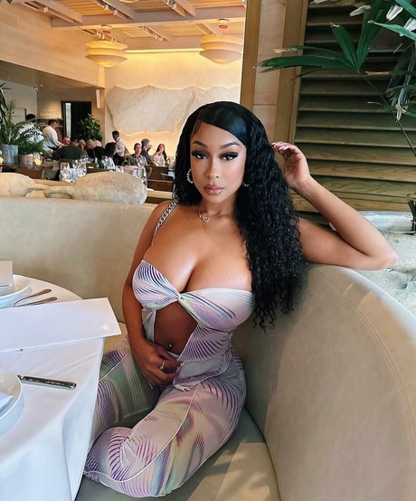 viandradunn best star pic