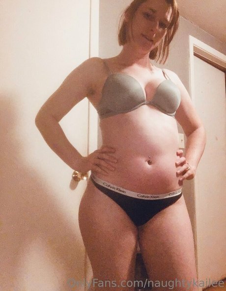 naughtykailee hd actress picture