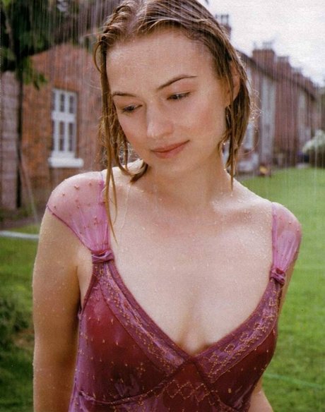 Sophia Myles beautiful star image