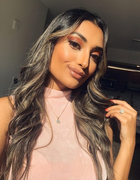 guy onlyfans beautiful picture