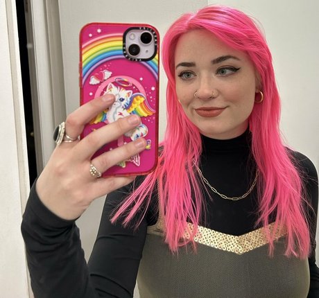 eviicherub xxx pornstar image