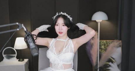 non nude onlyfans sexy nudes galleries