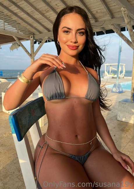 susana19y hd actress pic