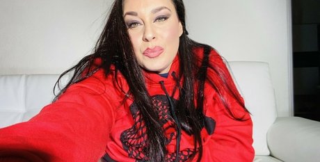 anastasialux2 best actress image