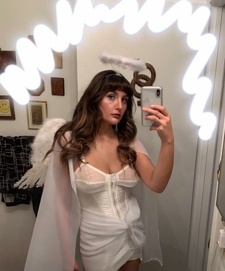 Planetsleaze naked star pics