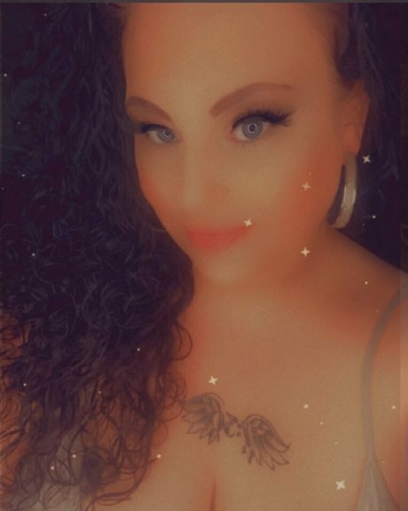 missoutlawakaladyk naked model pic