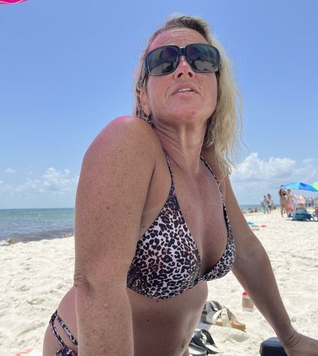 shemale cum in mouth onlyfans porno picture