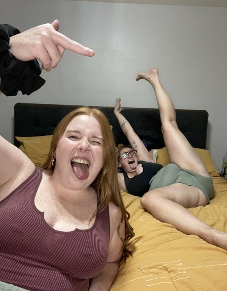 cinnamon siren xxx actress gallery