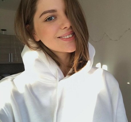 Yumasheva high quality pornstar images