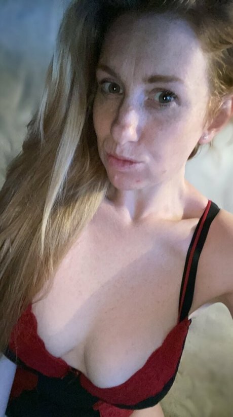 curvykgirl sexy pornstar pic