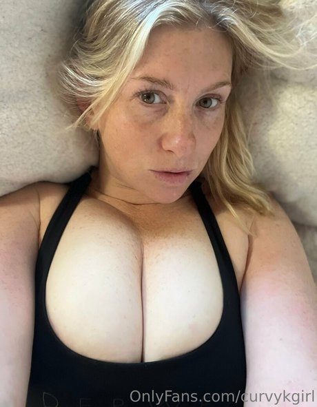 curvykgirl pornstar naked archive