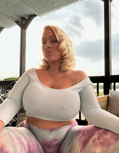 ryleerabbit star porn pictures