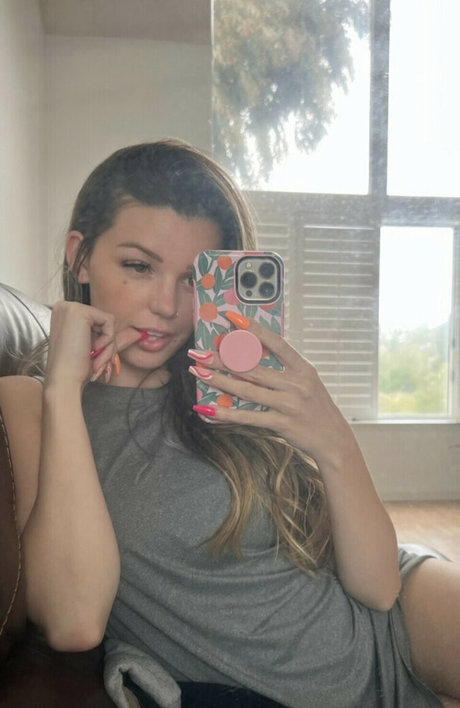 BeccaBangs perfect star images