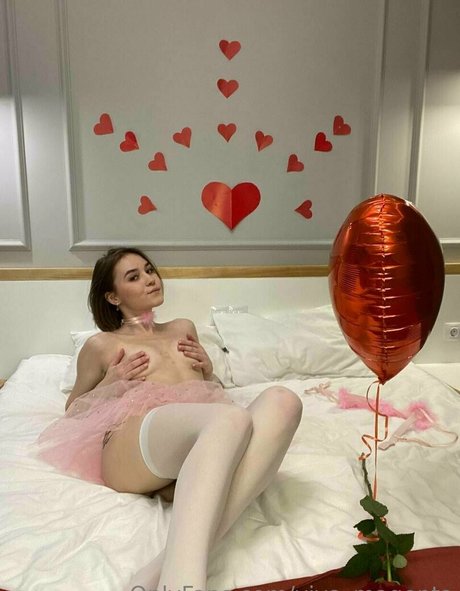 viva magenta model adult photo