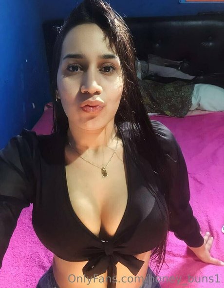 honey buns1 erotic star photos