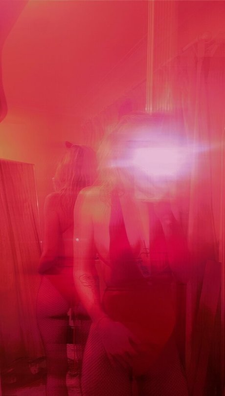 pregnant asian onlyfans erotic pic