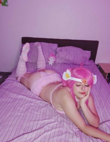 Moona uwu perfect pornstar pic