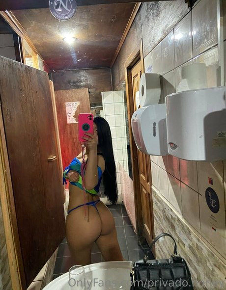 privado honey high quality star photo