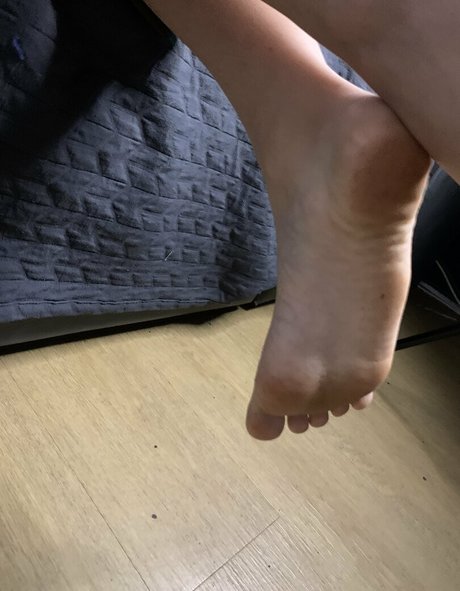 thigh high boots onlyfans hd pics