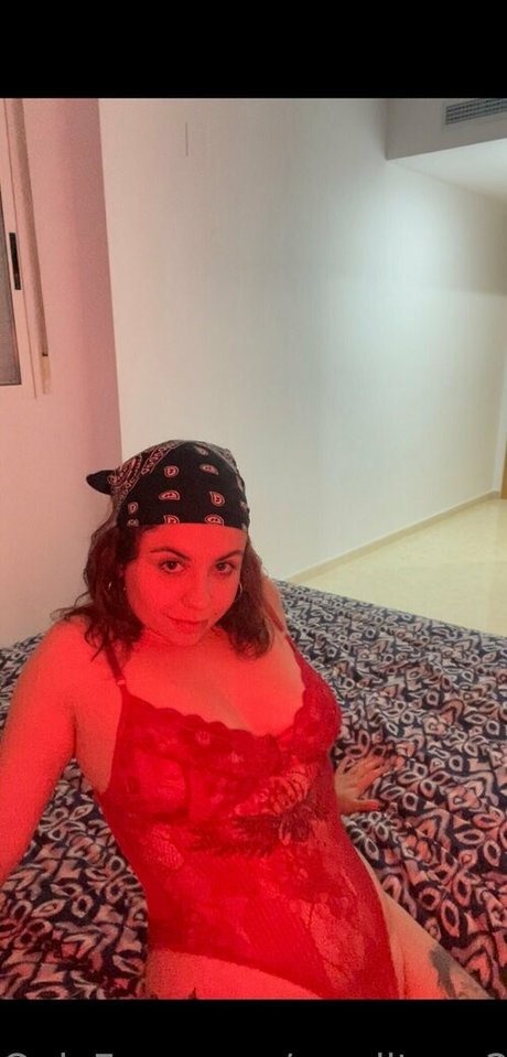 carlitadinamita29 top actress photos