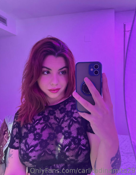 carlitadinamita29 xxx model pics