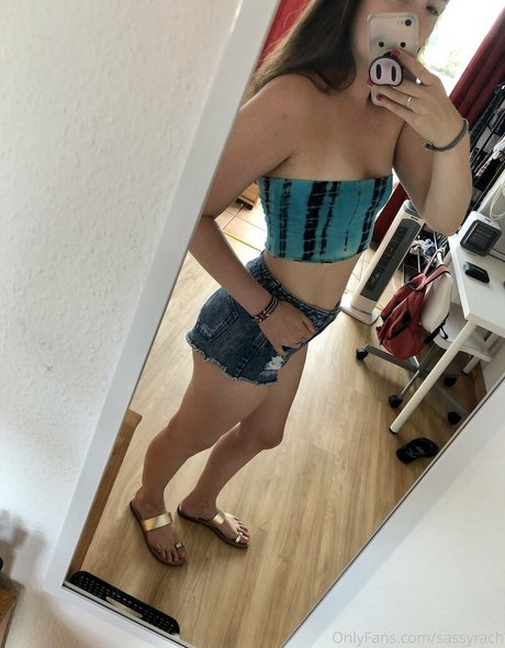 sassyrach free actress photo