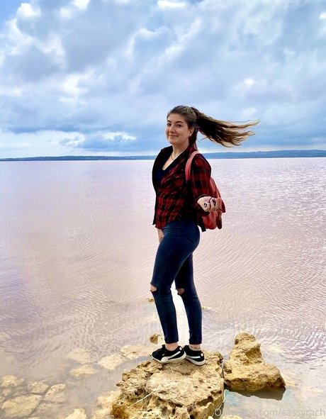 sassyrach nude model image