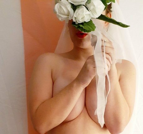 xx peitho model beautiful images